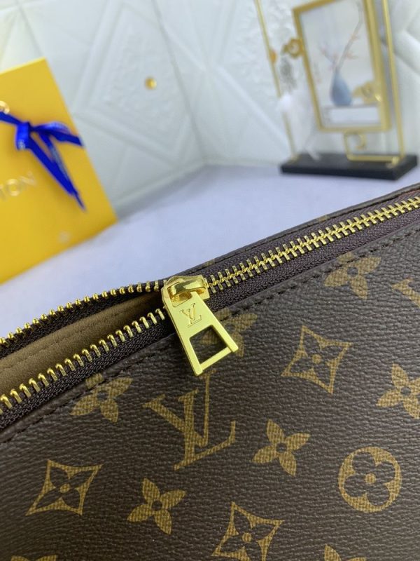 Luxury LV Handbag M20574