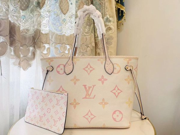 Luxury LV Handbag M22979