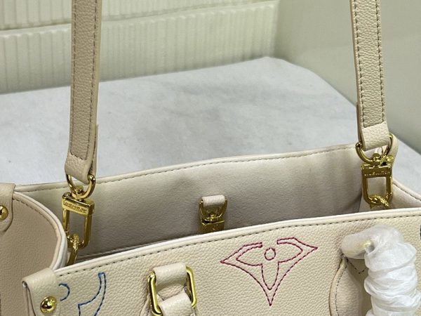 Luxury LV Handbag M46629