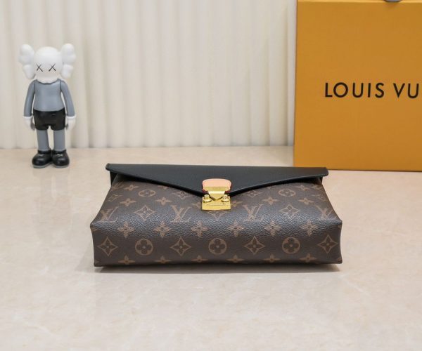 Luxury LV Handbag M41200