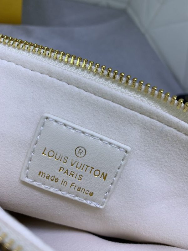 Luxury LV Handbag M20574