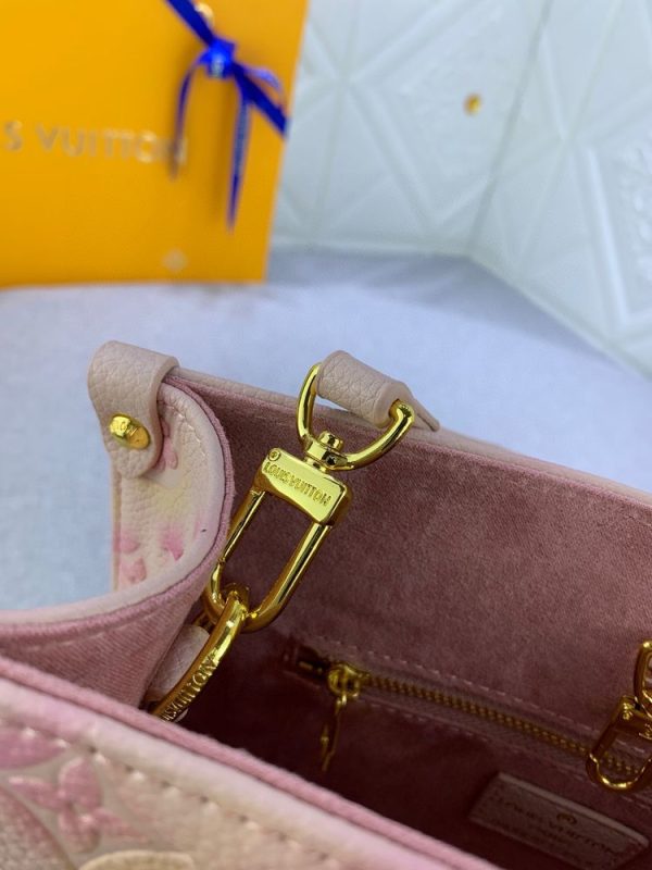 Luxury LV Handbag M46168