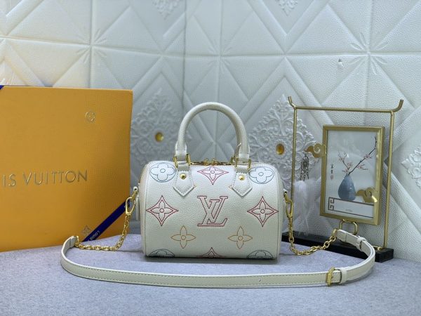 Luxury LV Handbag M46667