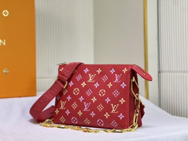 Luxury LV Handbag M57790