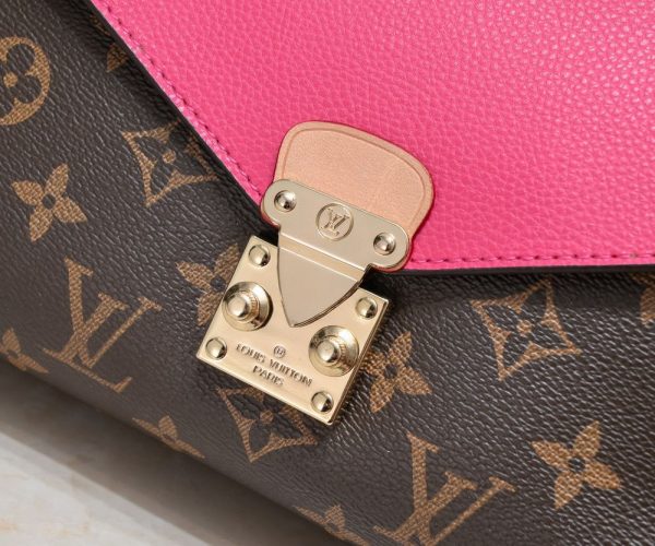 Luxury LV Handbag M41200