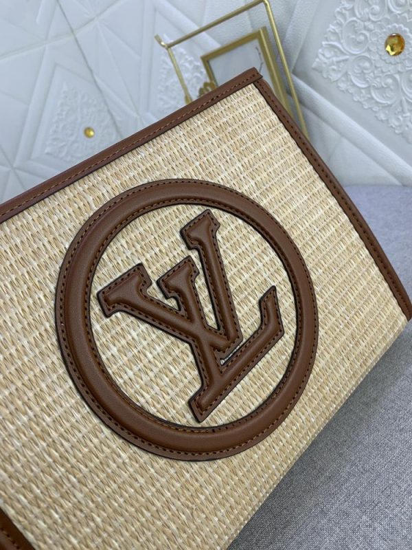 Luxury LV Handbag M81366