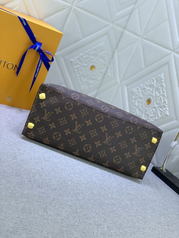 Luxury LV Handbag M40582