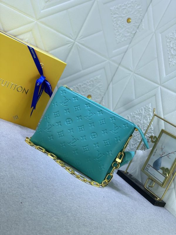 Luxury LV Handbag M22398