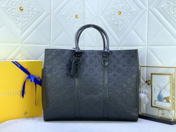 Luxury LV Handbag M46451