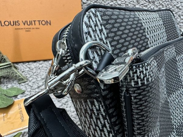 Luxury LV Handbag M40438.2