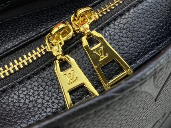 Luxury LV Handbag 46653