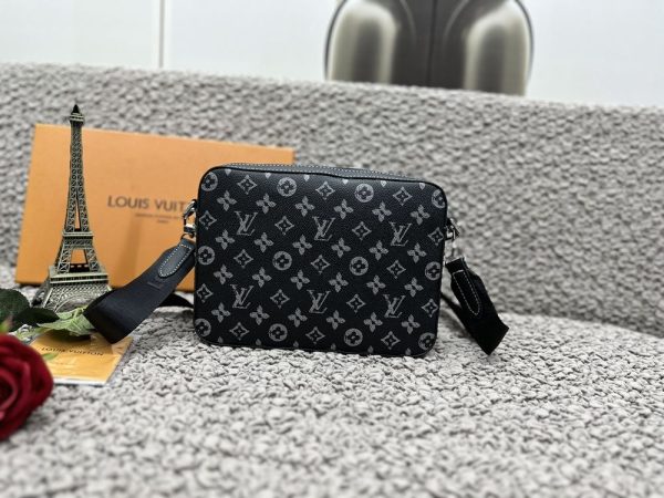 Luxury LV Handbag M40438.1