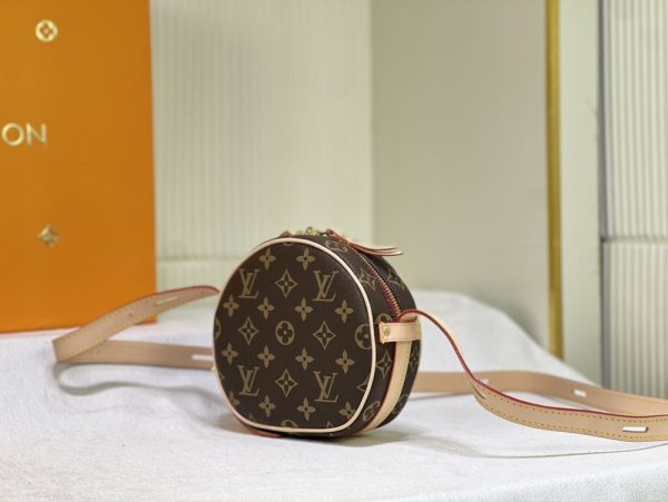 Luxury LV Handbag M52294.1