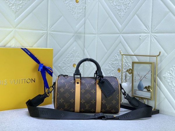 Luxury LV Handbag M46687