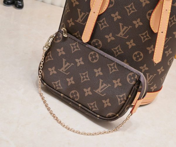 Luxury LV Handbag M42238