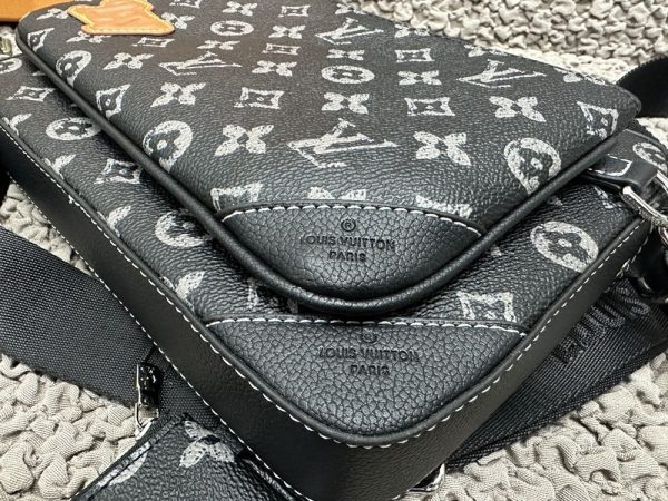 Luxury LV Handbag M40438.1