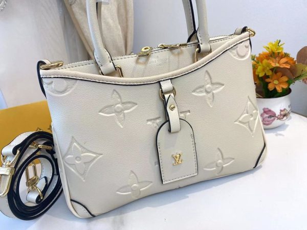 Luxury LV Handbag M46488