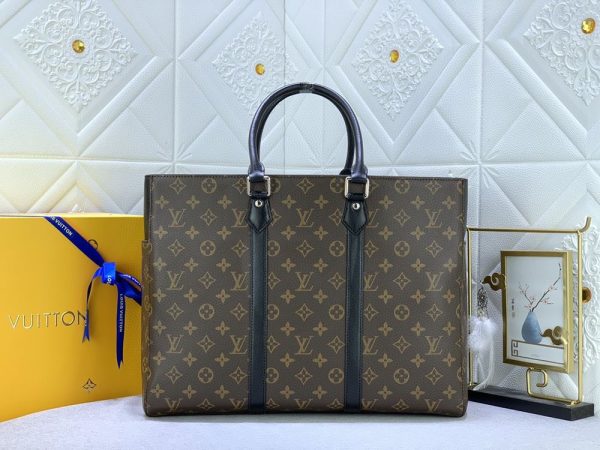 Luxury LV Handbag M46451