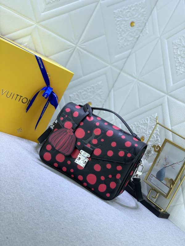 Luxury LV Handbag M41487