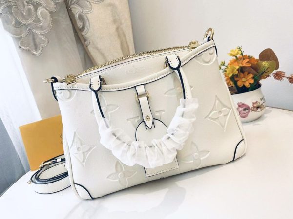 Luxury LV Handbag M46488