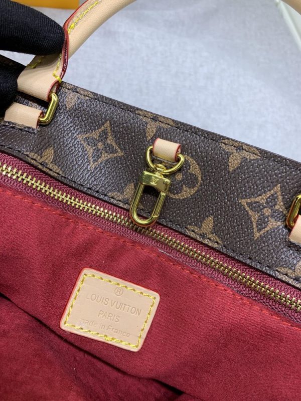 Luxury LV Handbag M40582