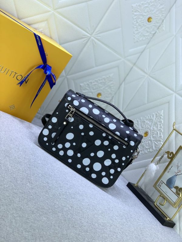 Luxury LV Handbag M41487