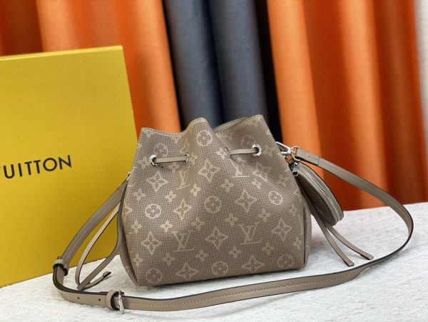 Luxury LV Handbag M57068