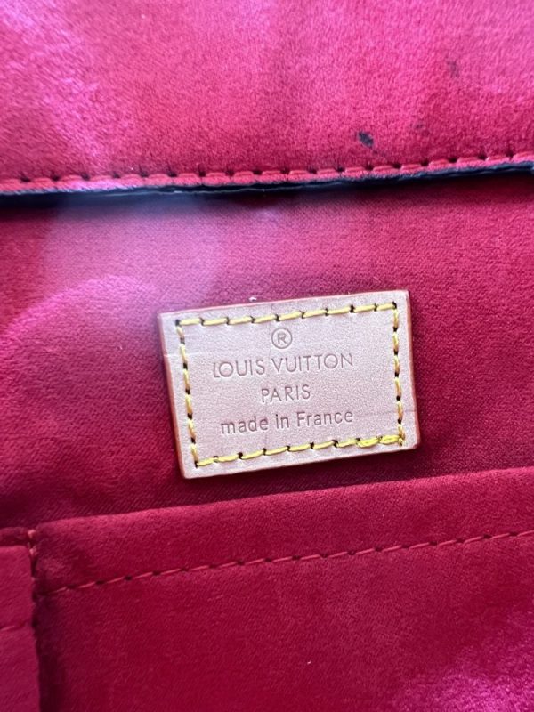 Luxury LV Handbag M51163