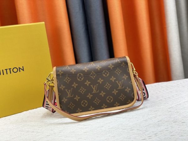 Luxury LV Handbag M45985.1