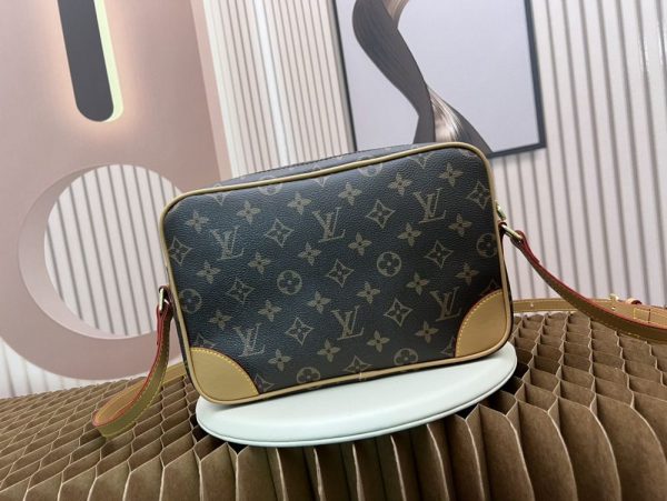 Luxury LV Handbag M51274