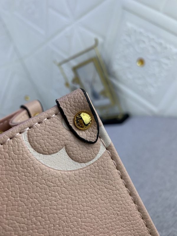 Luxury LV Handbag M46168