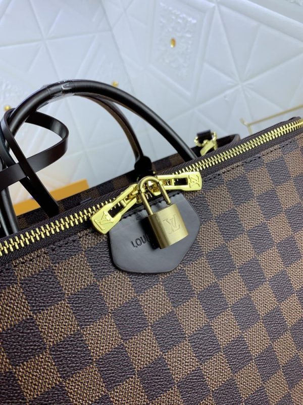 Luxury LV Handbag M40582