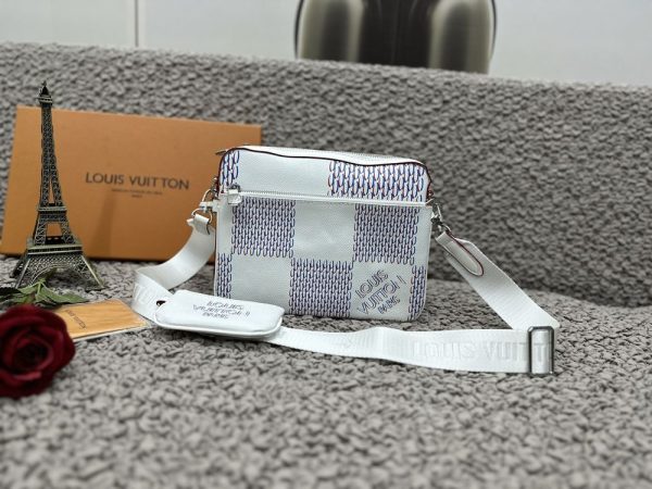 Luxury LV Handbag M40438.2