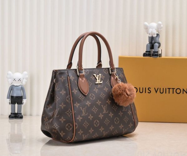 Luxury LV Handbag M58188