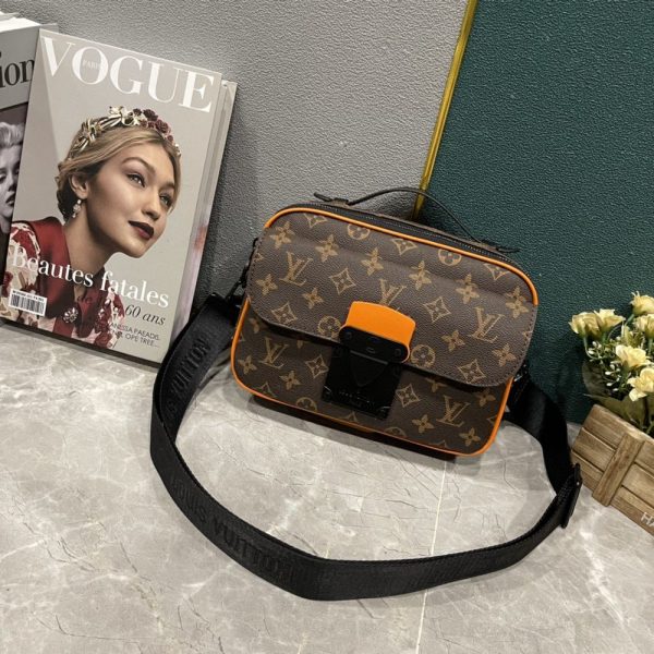 Luxury LV Handbag M46246