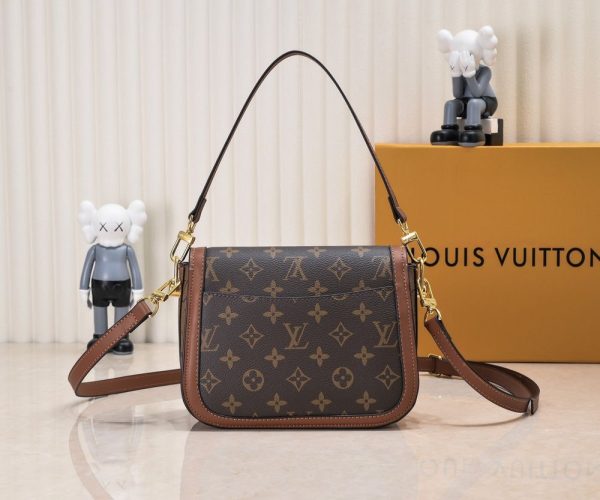 Luxury LV Handbag M66810