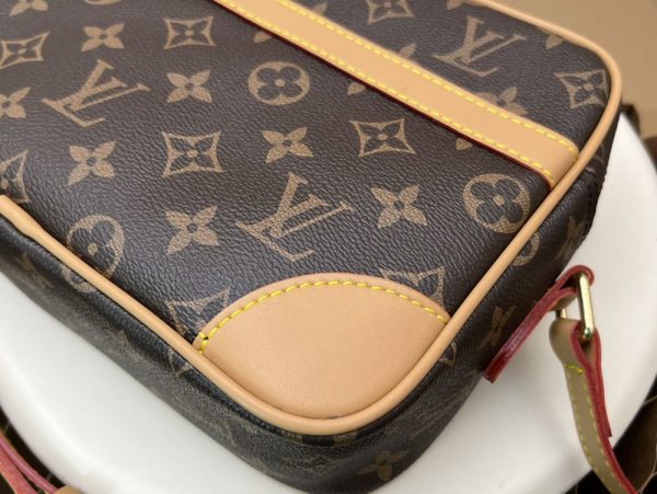 Luxury LV Handbag M51274