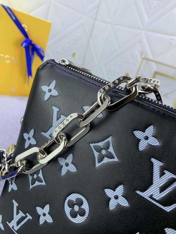 Luxury LV Handbag M22398