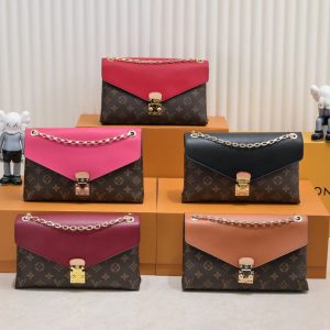 Luxury LV Handbag M41200