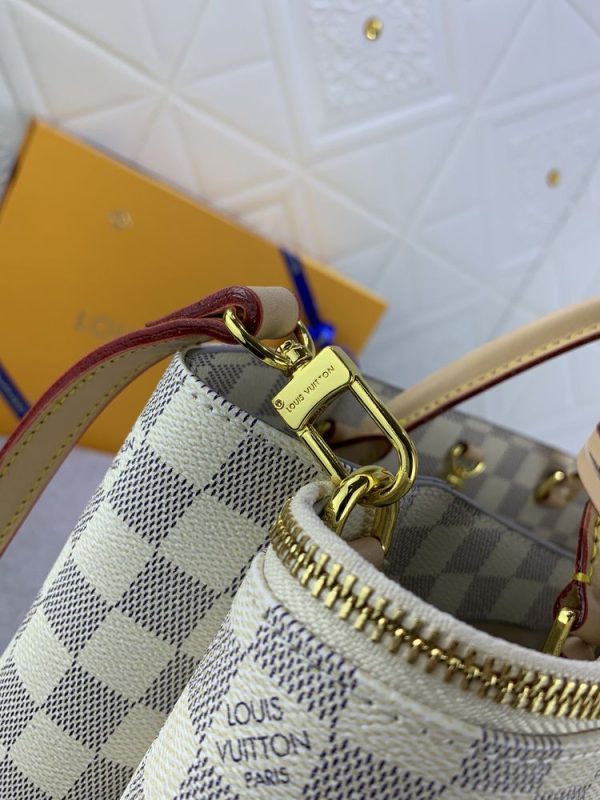 Luxury LV Handbag M40582