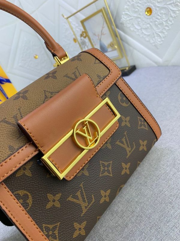 Luxury LV Handbag M43561