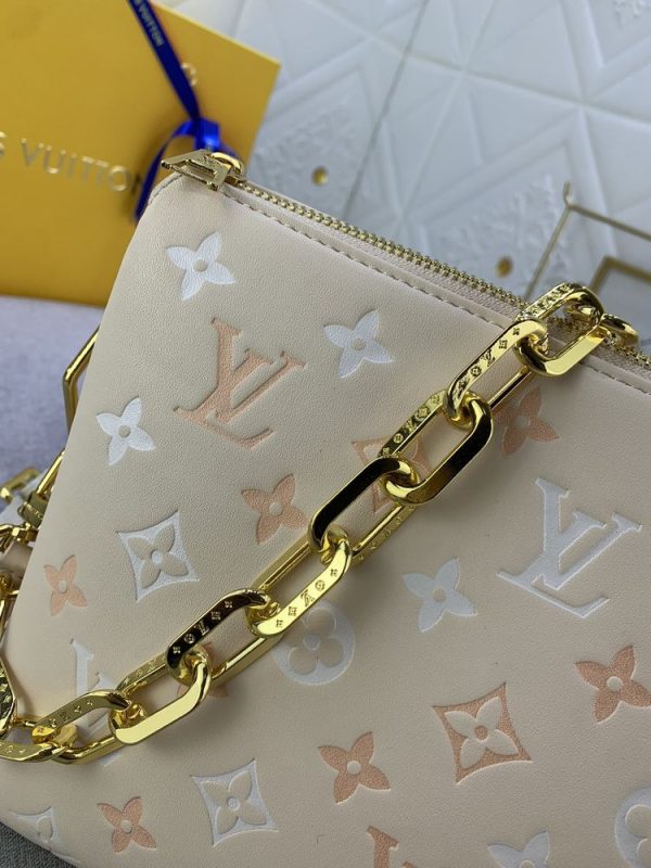 Luxury LV Handbag M22398.1