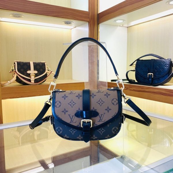 Luxury LV Handbag M46740