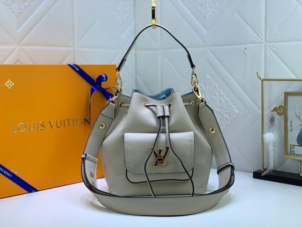 Luxury LV Handbag M57687