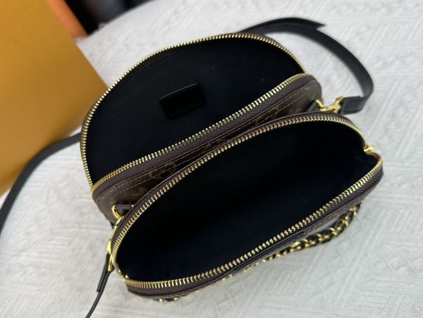 Luxury LV Handbag M12996