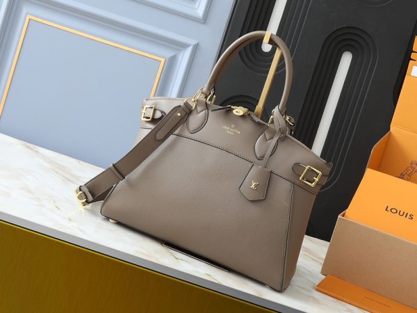 Luxury LV Handbag M11214