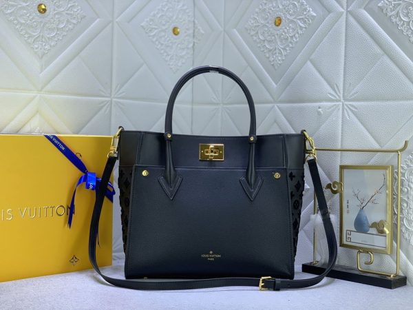 Luxury LV Handbag M53826