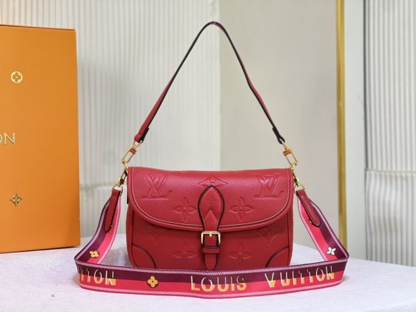 Luxury LV Handbag M46386