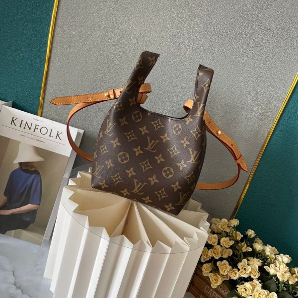 Luxury LV Handbag M46816