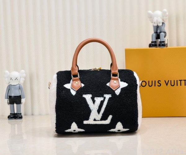 Luxury LV Handbag M40394